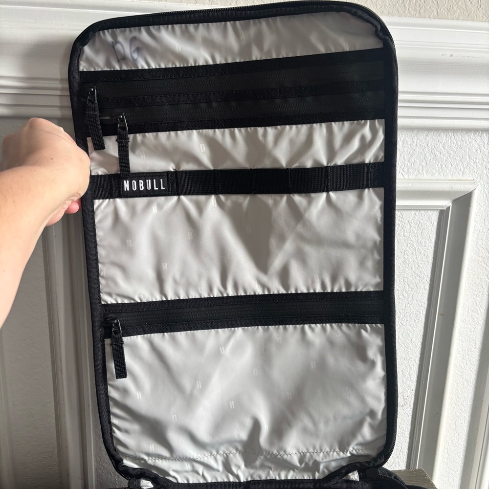 NOBULL Canvas Dufflepack - Picture 4 of 6